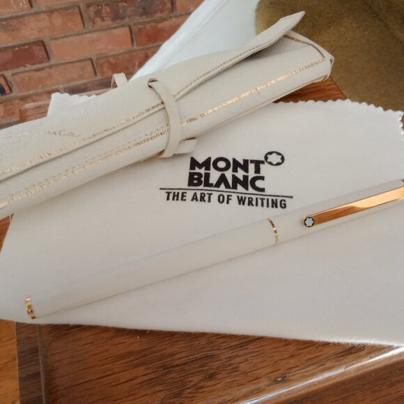 Linea Bianca Fountain Pen - Picture 3 of 8